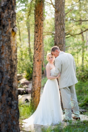 the-lodge-at-cathedral-pines-wedding-027