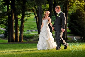 Yvonne and TL’s Hot Iowa Wedding: Eagle Point Park in Clinton